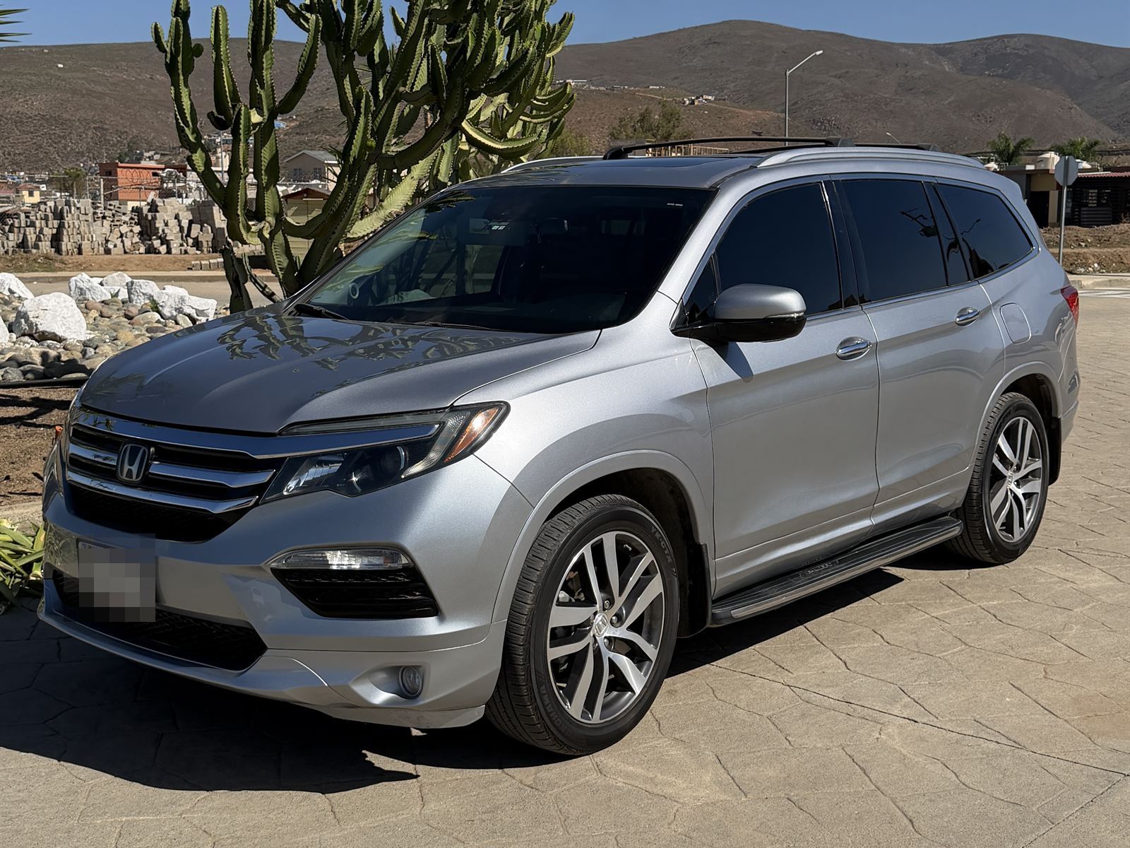 Honda Pilot 2018 Touring plateada